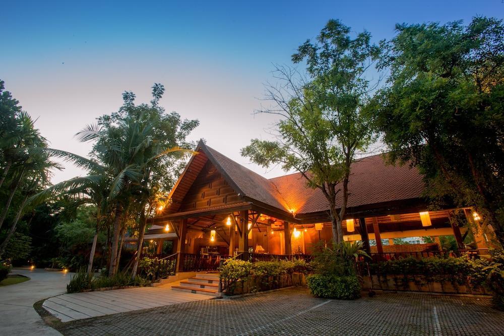Inrawadee Resort Jomtien Beach Exterior foto
