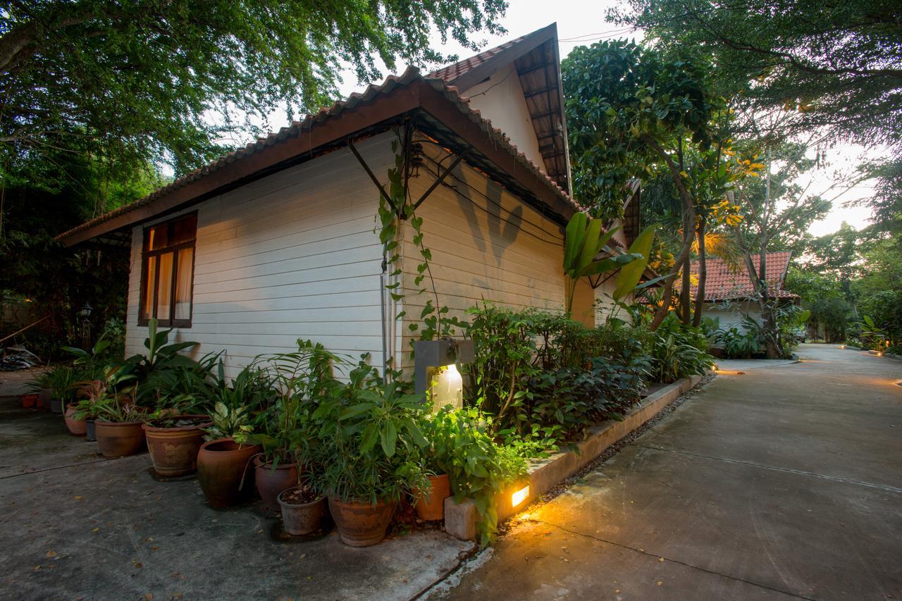 Inrawadee Resort Jomtien Beach Exterior foto