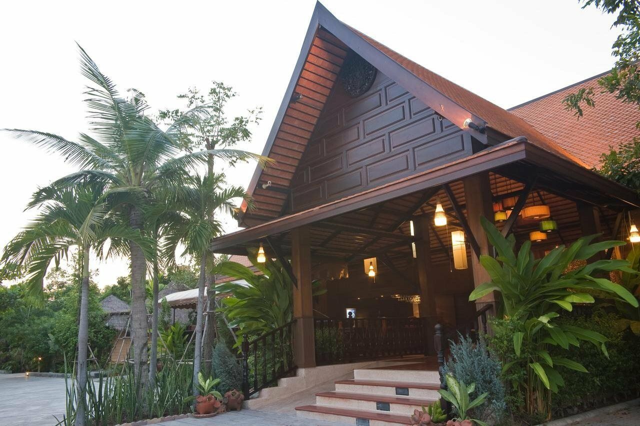 Inrawadee Resort Jomtien Beach Exterior foto